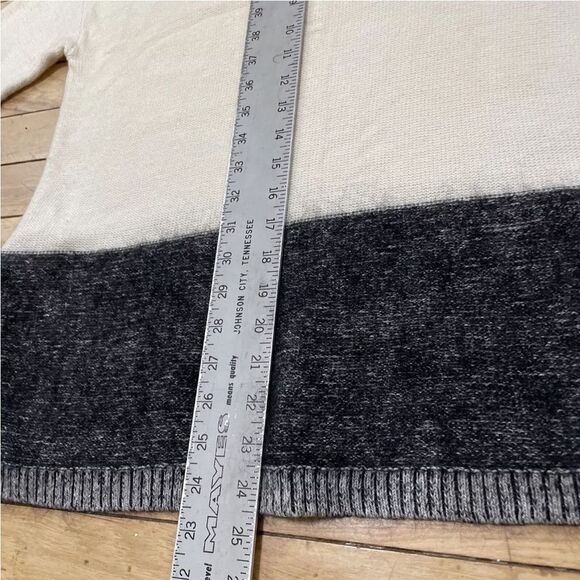 BANANA REPUBLIC Merino Wool Mohair V-neck Sweater Womens M Soft Stretch Boho - Picture 9 of 16